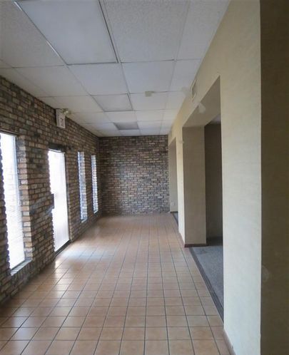 200 W Broad St, Mineola, TX 75773